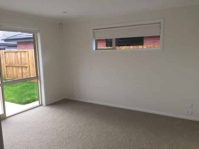 285 Dixon Road, Fitzroy