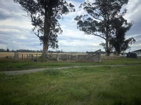 215 Falvey Road, Levels