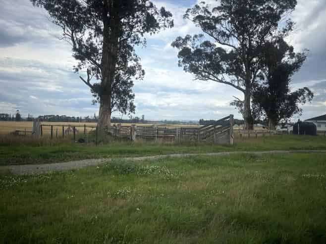 215 Falvey Road, Levels