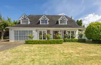 2 Tirimoana Place, Otamatea