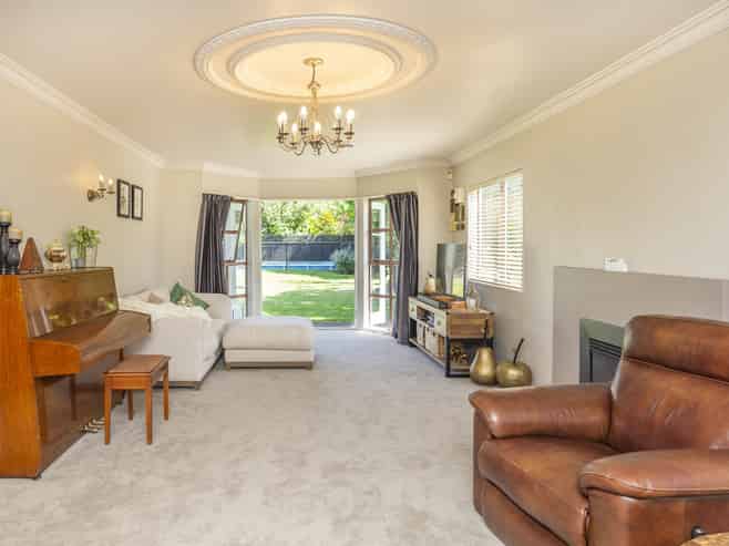 2 Tirimoana Place, Otamatea