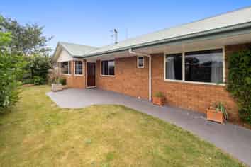 2 Church Street, Ashburton