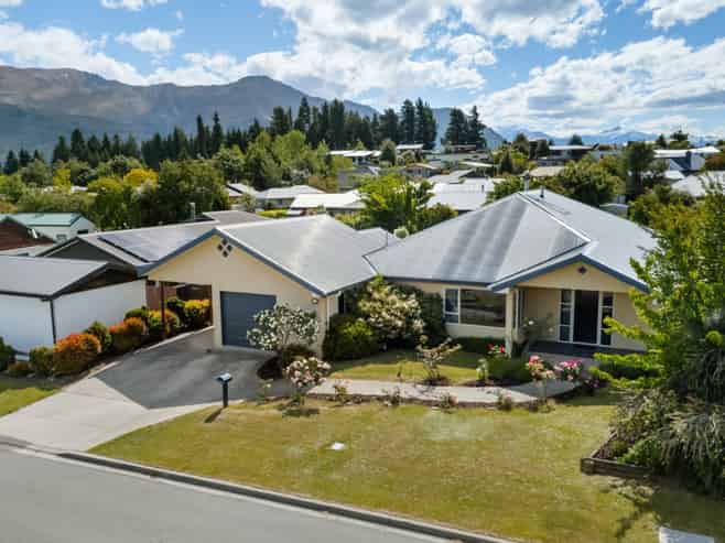 31 Ragan Lane, Wanaka
