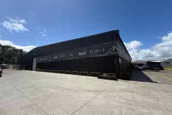 1800m² Warehouse With Large Secure Yard