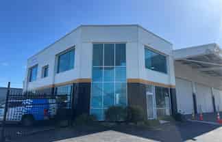 Mt Wellington Sublease with 2 Parks