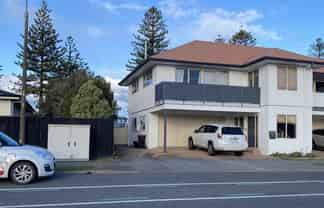 100 Te Awa Avenue, Te Awa