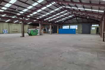 Harbuourside Warehouse - 1643sqm