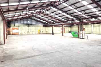 Harbuourside Warehouse - 1643sqm