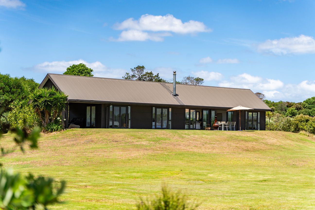 Private Coastal Sanctuary, Mangawhai