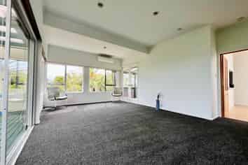 352 Hillsborough Road, Mount Roskill