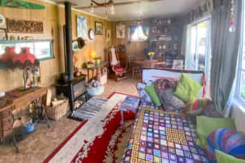 6 Maryburn Road, Twizel