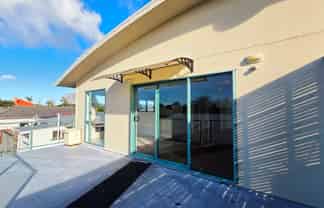 12B The Centre, Waipu