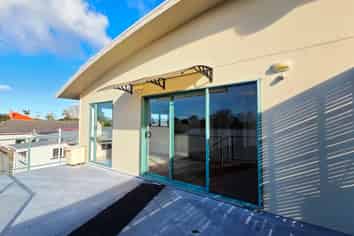 12B The Centre, Waipu