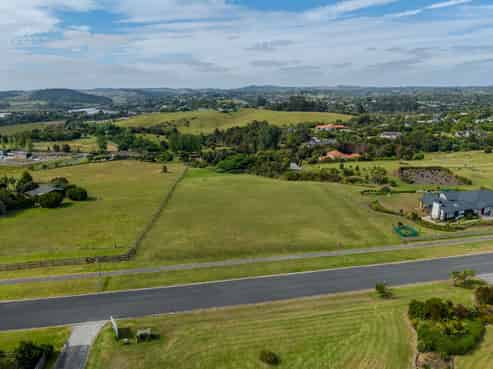 8/18 Blue Penguin Drive, Kerikeri