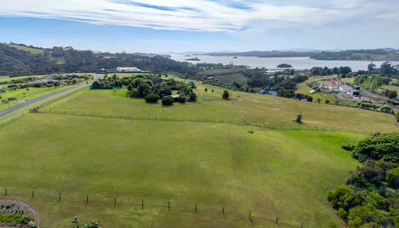 8/18 Blue Penguin Drive, Kerikeri