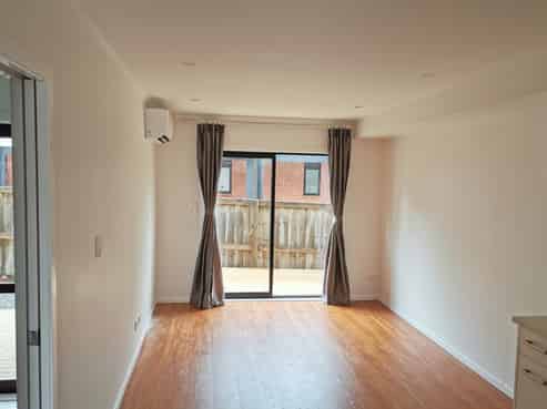 3/16 Inverness Avenue, Hamilton East