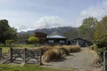 1148 Blackmount Redcliff Road, Te Anau