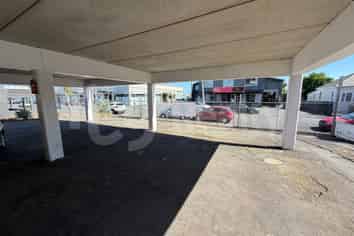 Unique Mount Eden Industrial