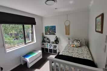 17 Roto View, One Tree Point