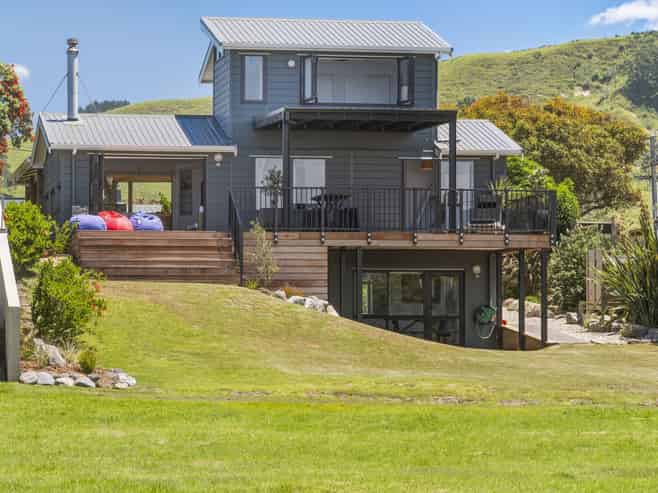 9 Dillon St, Waihi Beach