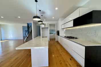 55  Te Oneroa Way , Long Bay