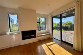 55  Te Oneroa Way , Long Bay