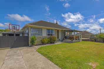 24 Herrington Street, Foxton