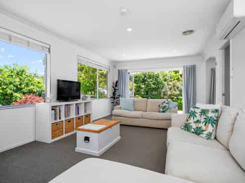 84  Princess Road, Bellevue