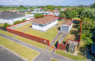 40 Baker Street, Huntly