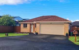 35 Pateke Drive, Takanini