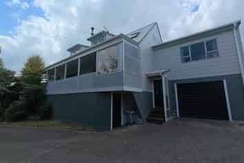 49 Hyde Avenue, Richmond Heights