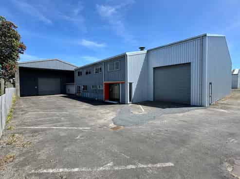 Bell Block Industrial with vacant possession