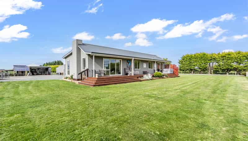 93 Woodlands Cemetery Road, Woodlands