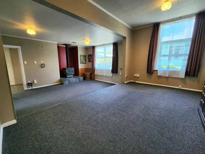 10 Blake Street, Blaketown