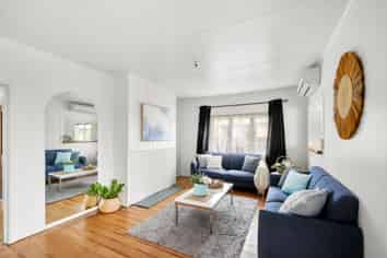 6 Duke Street, Tamarau