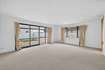 10A Cossar Street, Burwood