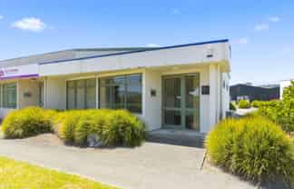 Commercial Unit for Sale