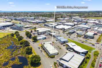 Commercial Unit for Sale