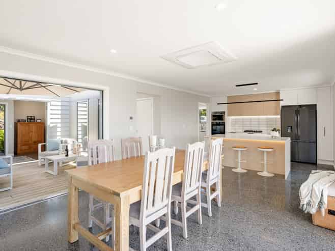 116 Stratford Drive, Cable Bay