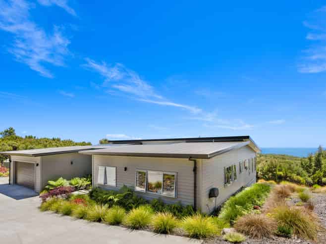116 Stratford Drive, Cable Bay