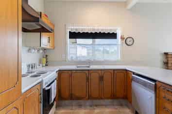 98 Pah Road, Papatoetoe