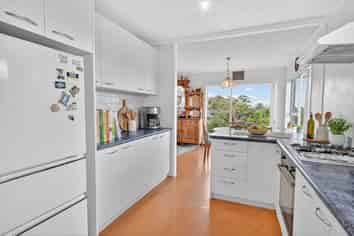 220 Glamorgan Drive, Northcross