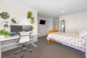 158 Dunbars Road, HALSWELL