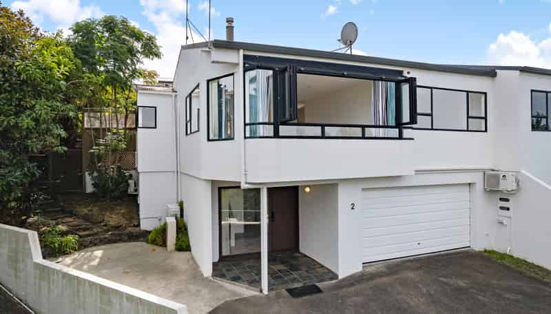 2/8 City View Terrace, Birkenhead