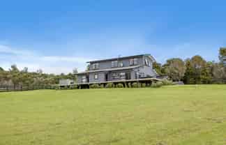 525 Valley Road, Kaiwaka