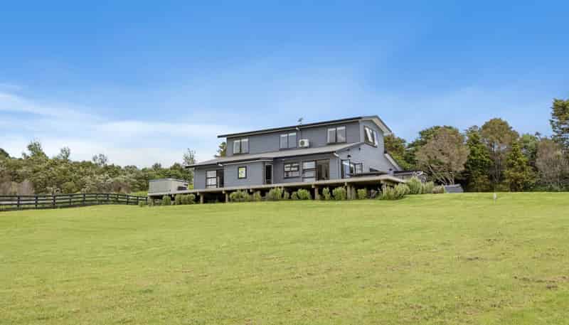 525 Valley Road, Kaiwaka