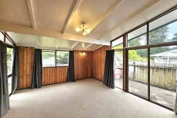 12 Heaphy Street, Westown