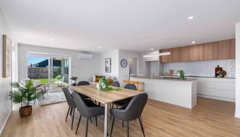 9 Whareatea Road, Redwoodtown