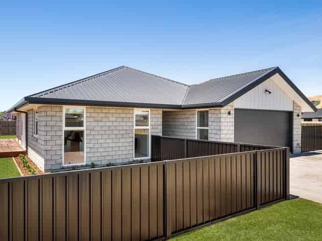 9 Whareatea Road, Redwoodtown