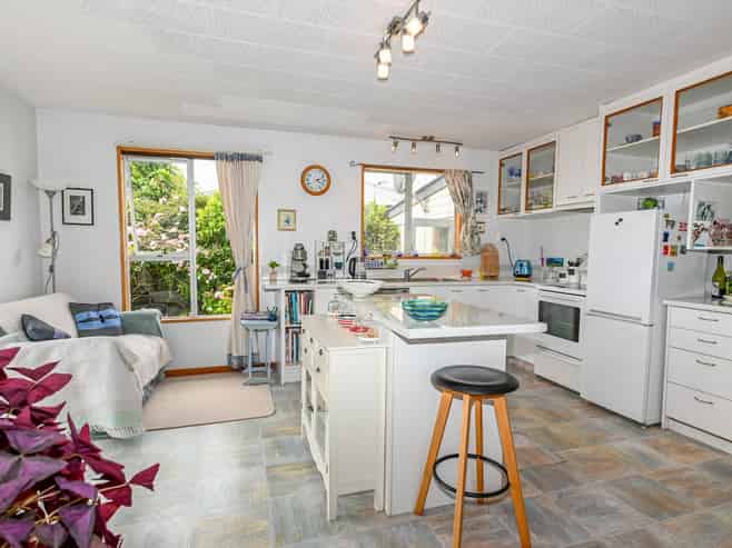 10 Whitcombe Terrace, Hokitika